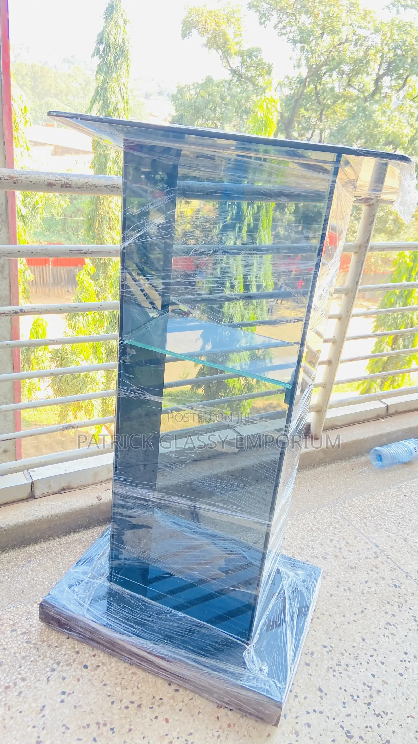 Black Glass Podium