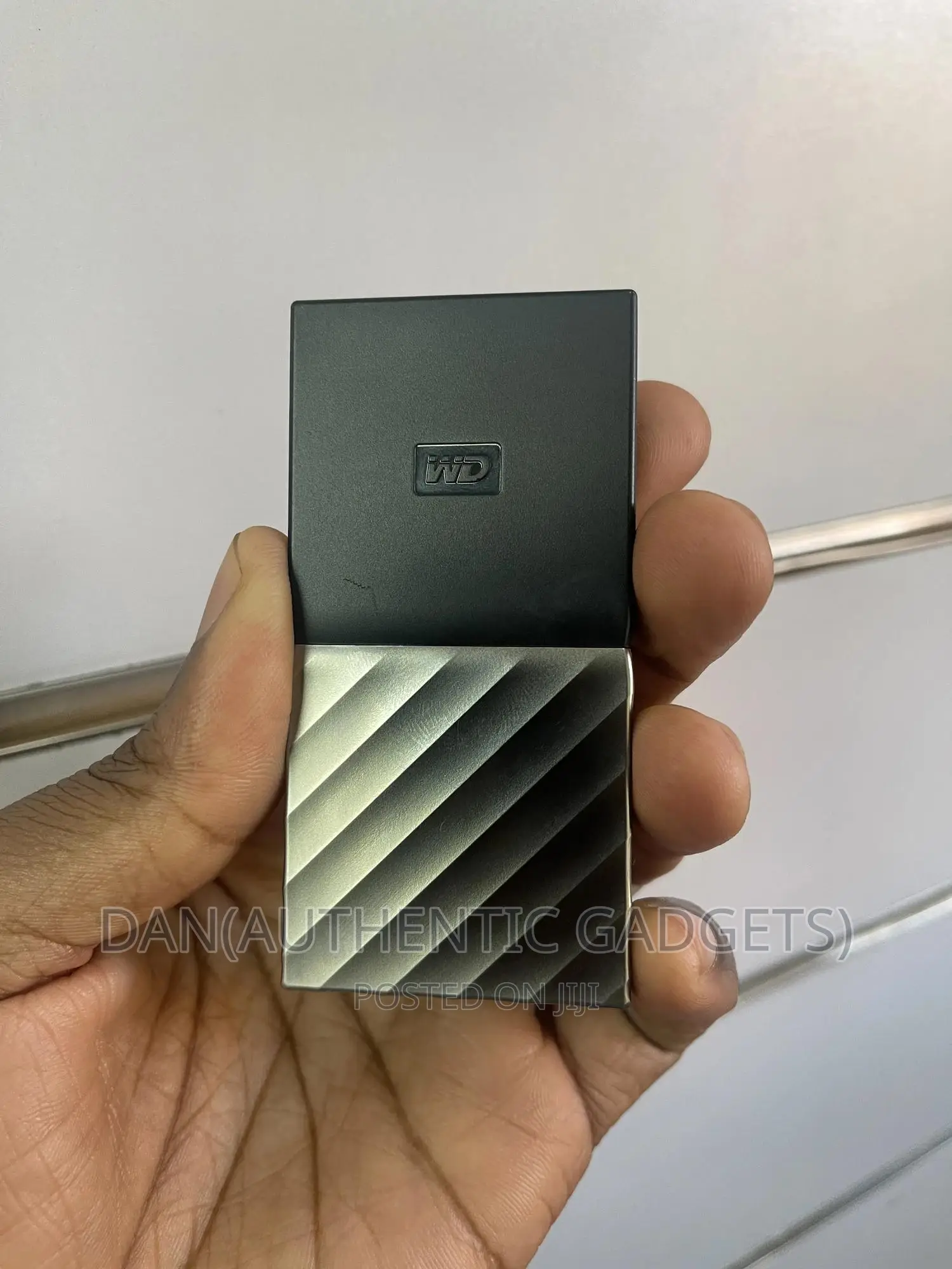 Western Digital My Passport Portable Solid State Drive 1tb