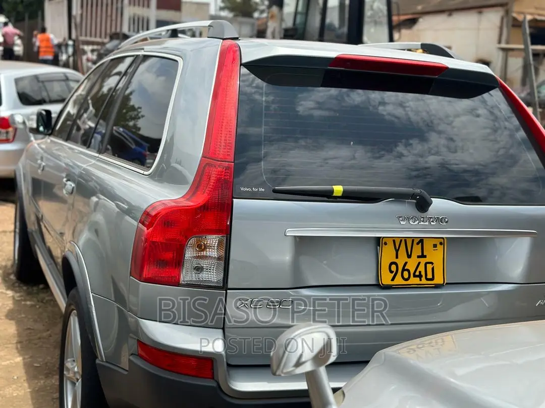 Volvo XC90 2008 Gray