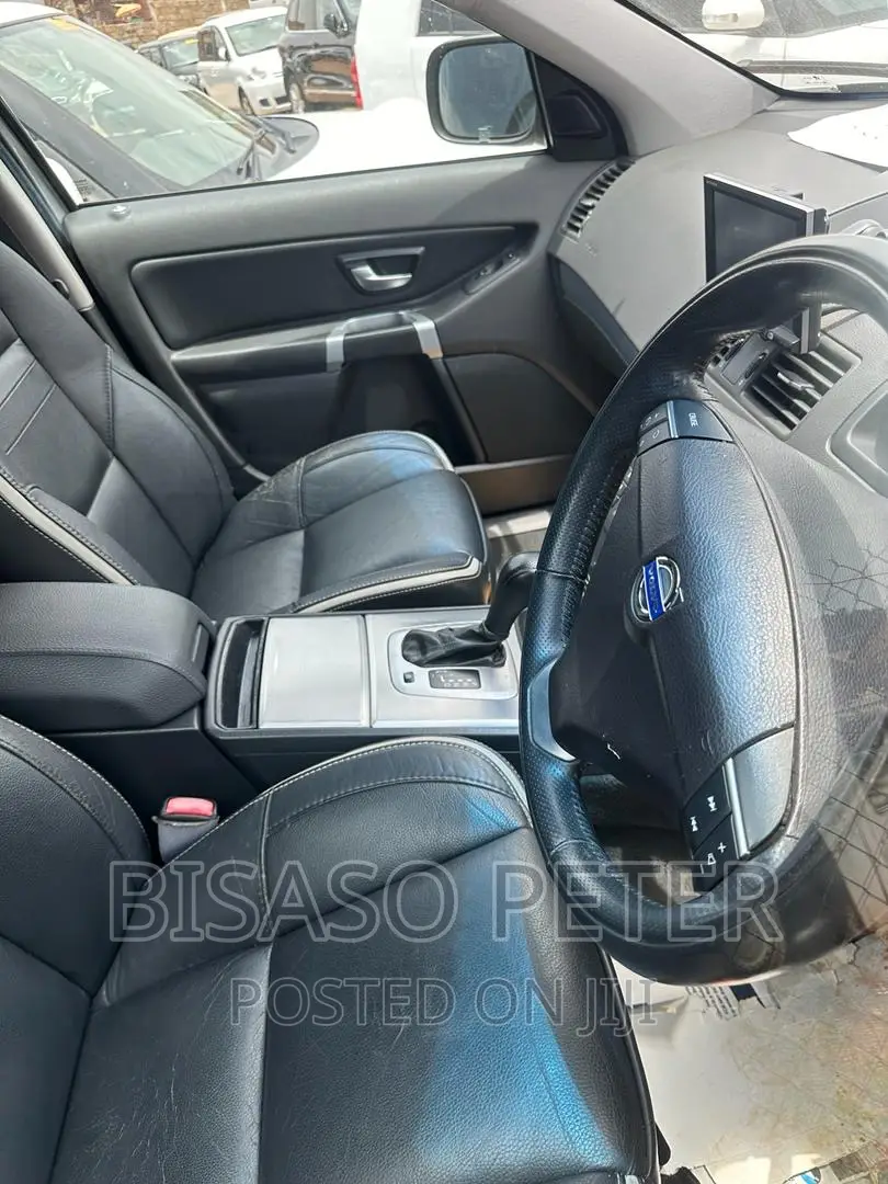 Volvo XC90 2008 Gray