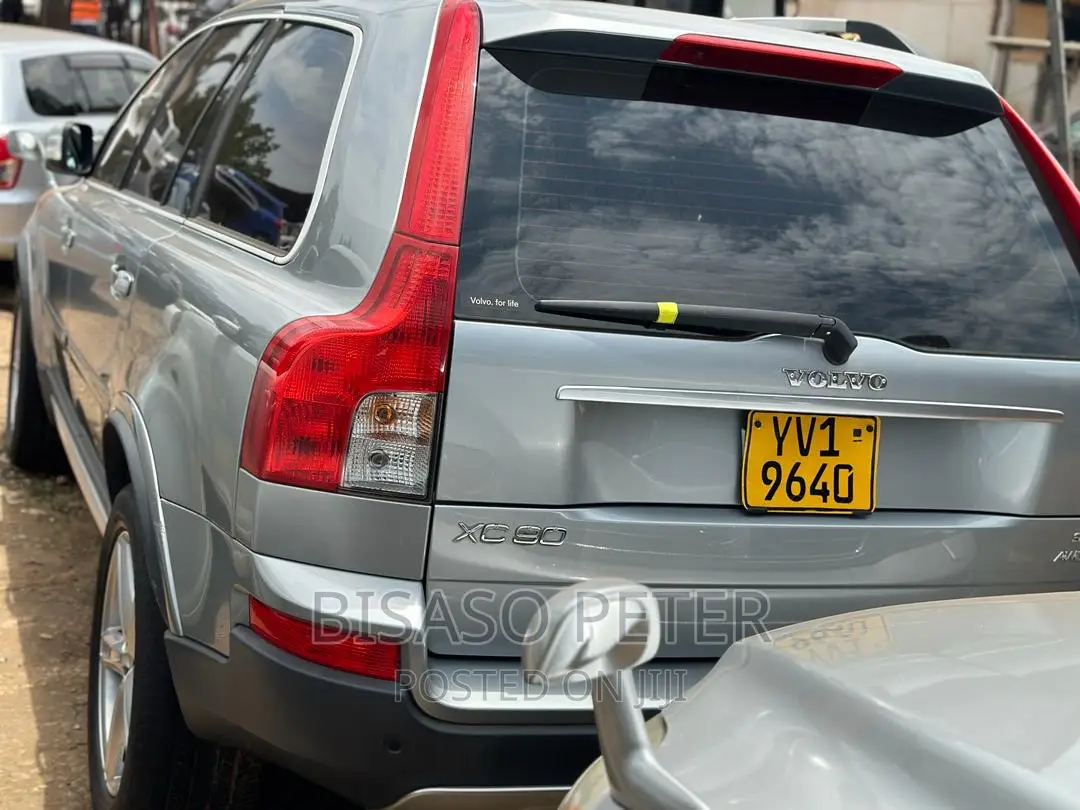 Volvo XC90 2008 Gray