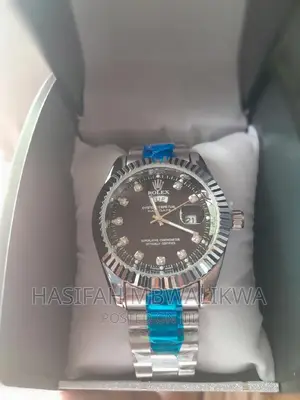 Silver Rolex Men's Watch With a Gift Box