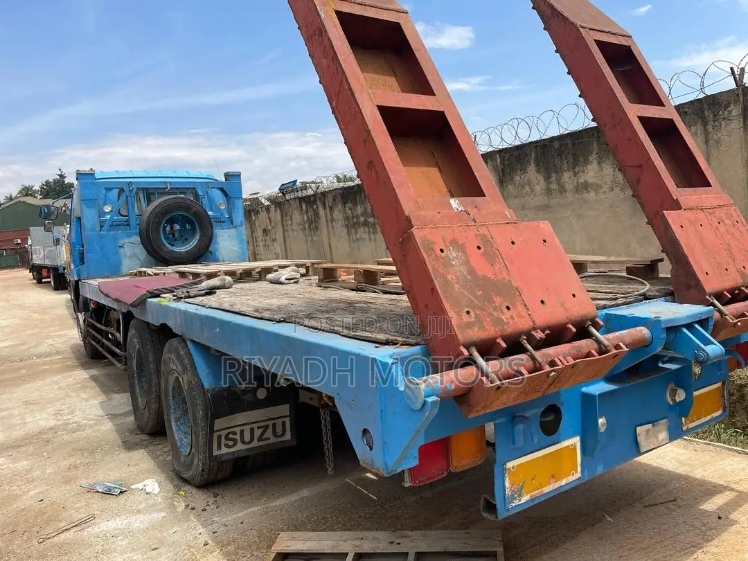 Isuzu Low Bed