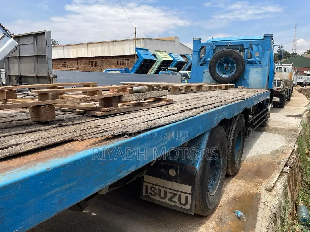 Isuzu Low Bed