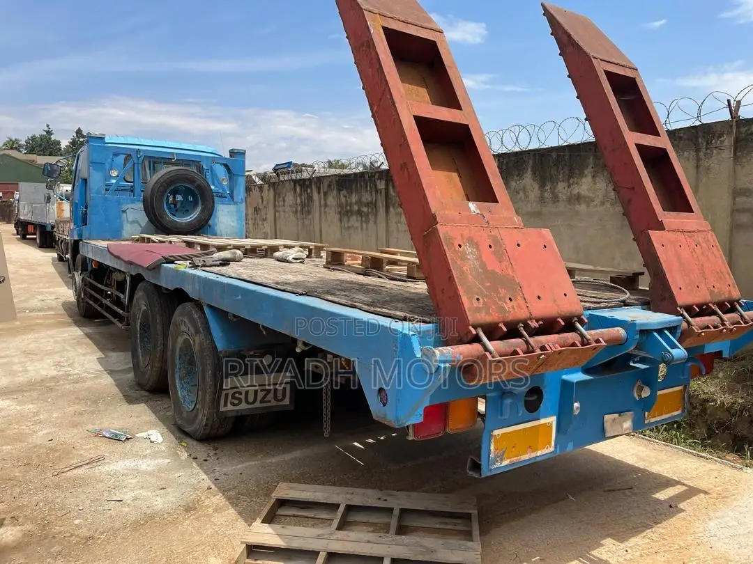 Isuzu Low Bed