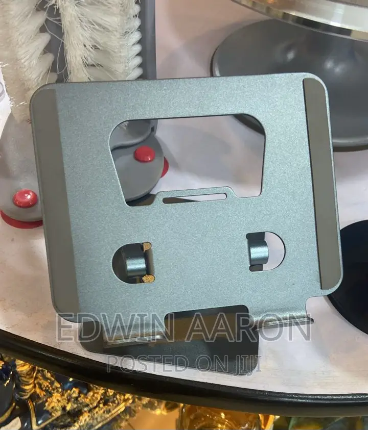 Rotatable and Adjustable Tablet /Notebook Stand