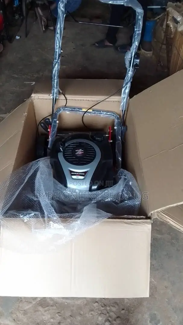 Fuel Grass Level Cutter Lawn Mower
