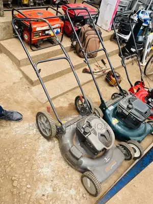 Push Push Lawn Mowers
