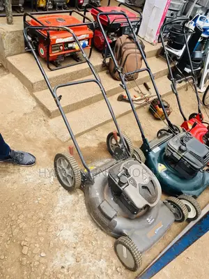 Push Push Lawn Mowers