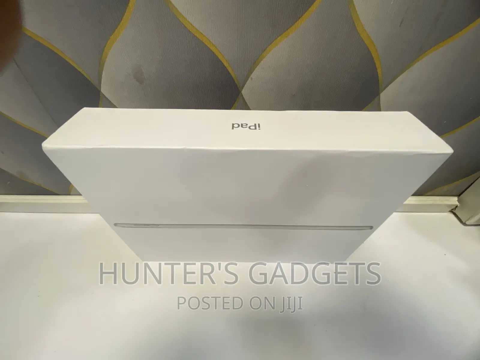 New Apple iPad 10.2 (2021) 64 GB Silver
