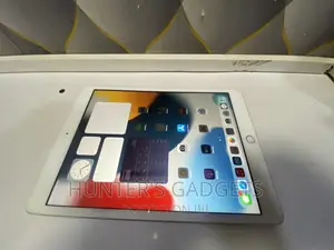 Apple iPad 10.2 (2020) 128 GB Gray
