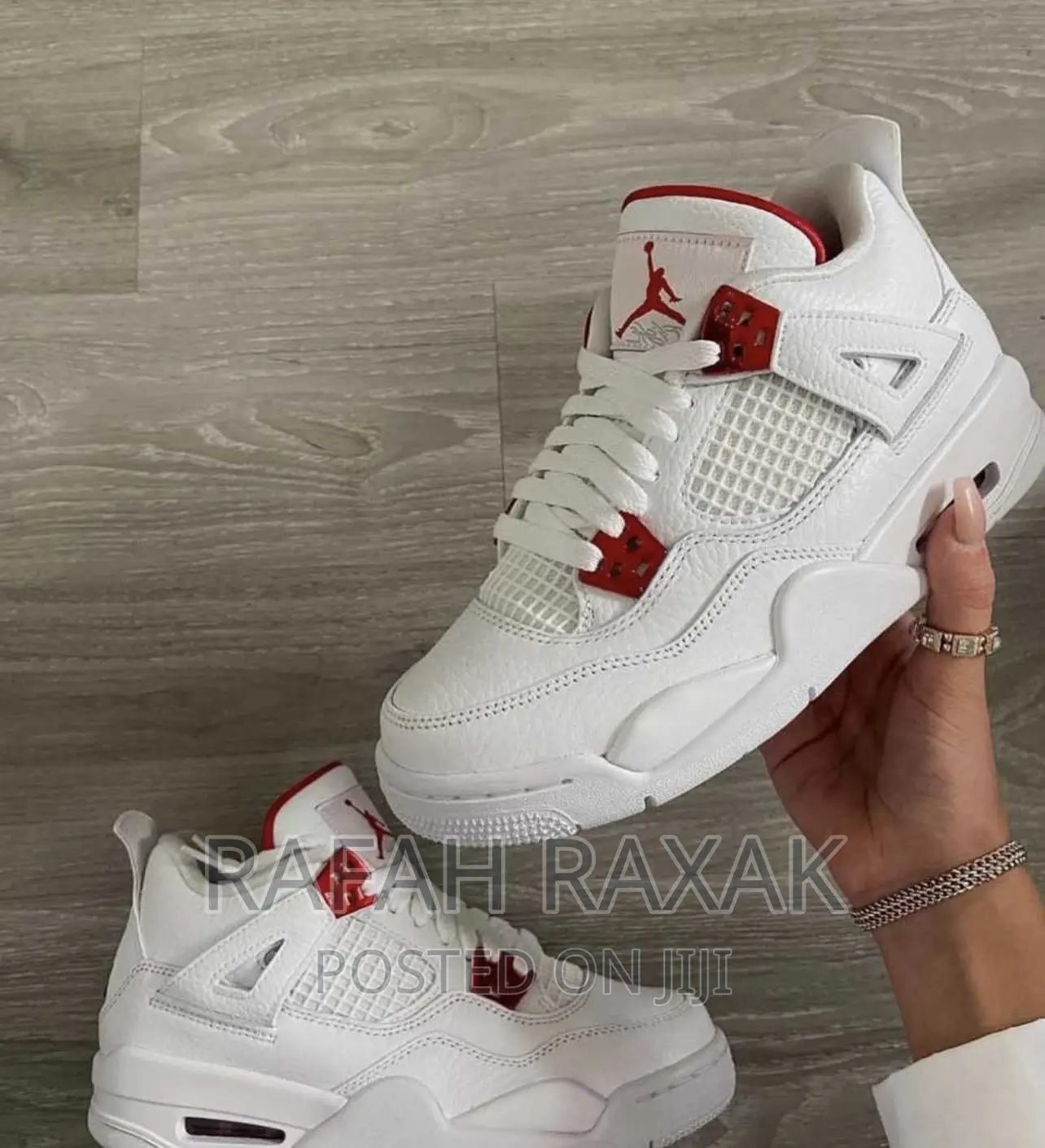 Original White Jordan 4 Metallic Red Sneaker