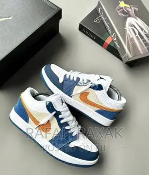Original Unisex Nike Jordan 1 Low SE Sneaker(Blue White)