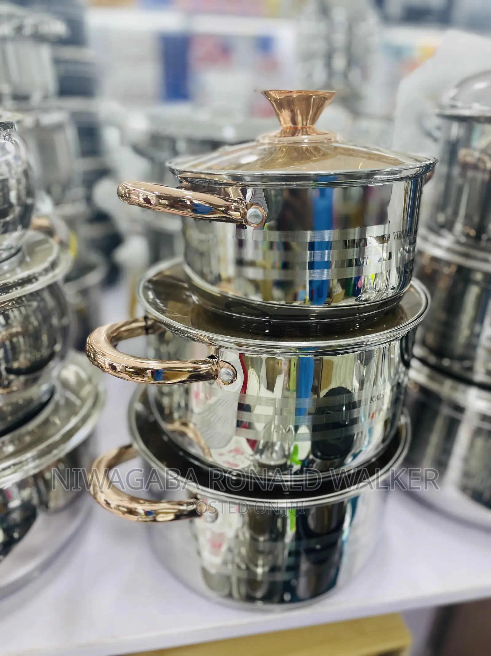 3pc Set of Serving Cookware