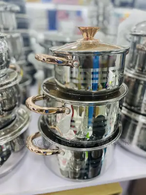 3pc Set of Serving Cookware