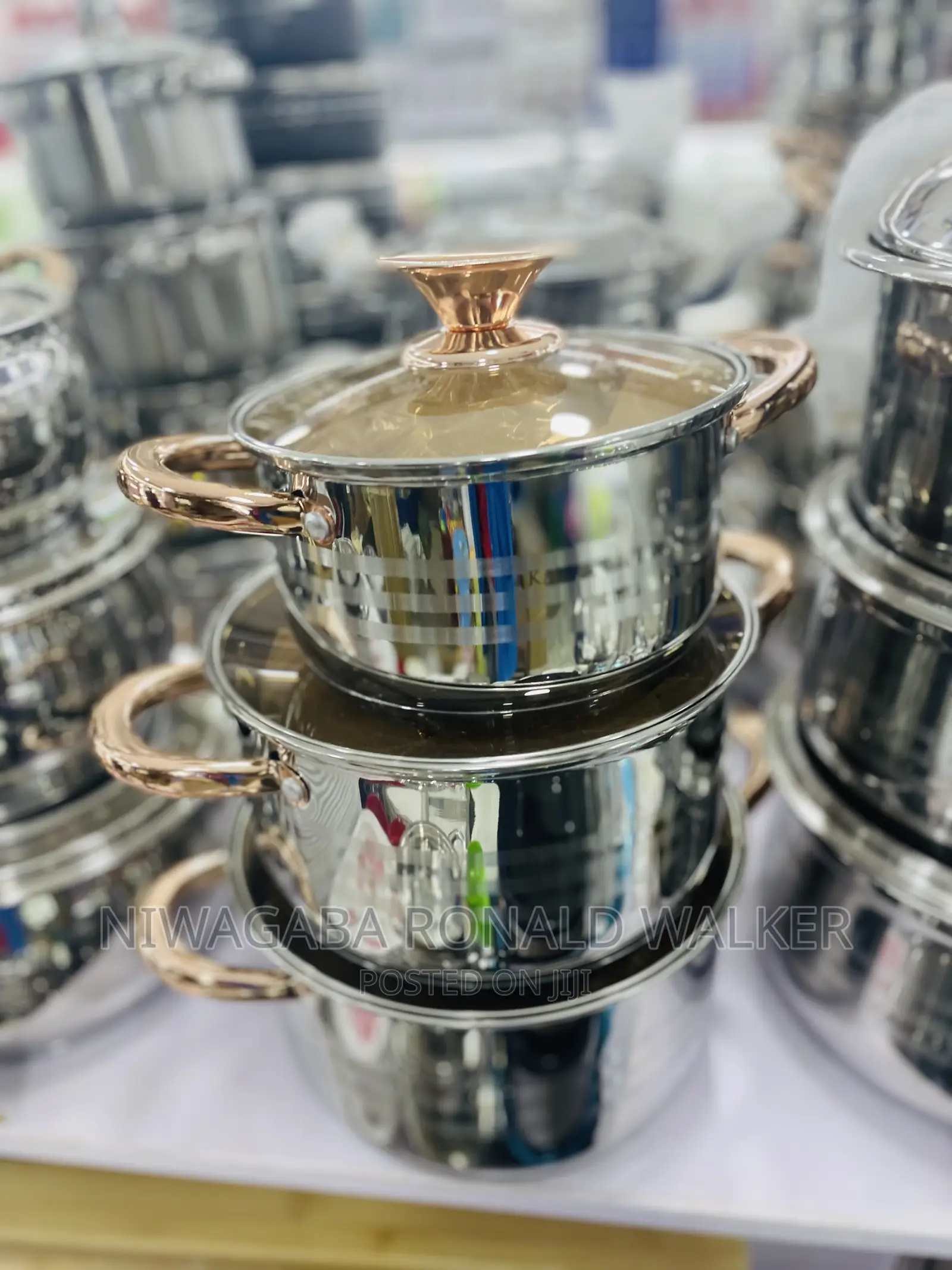 3pc Set of Serving Cookware
