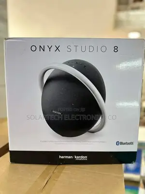 Onyx Studio 8