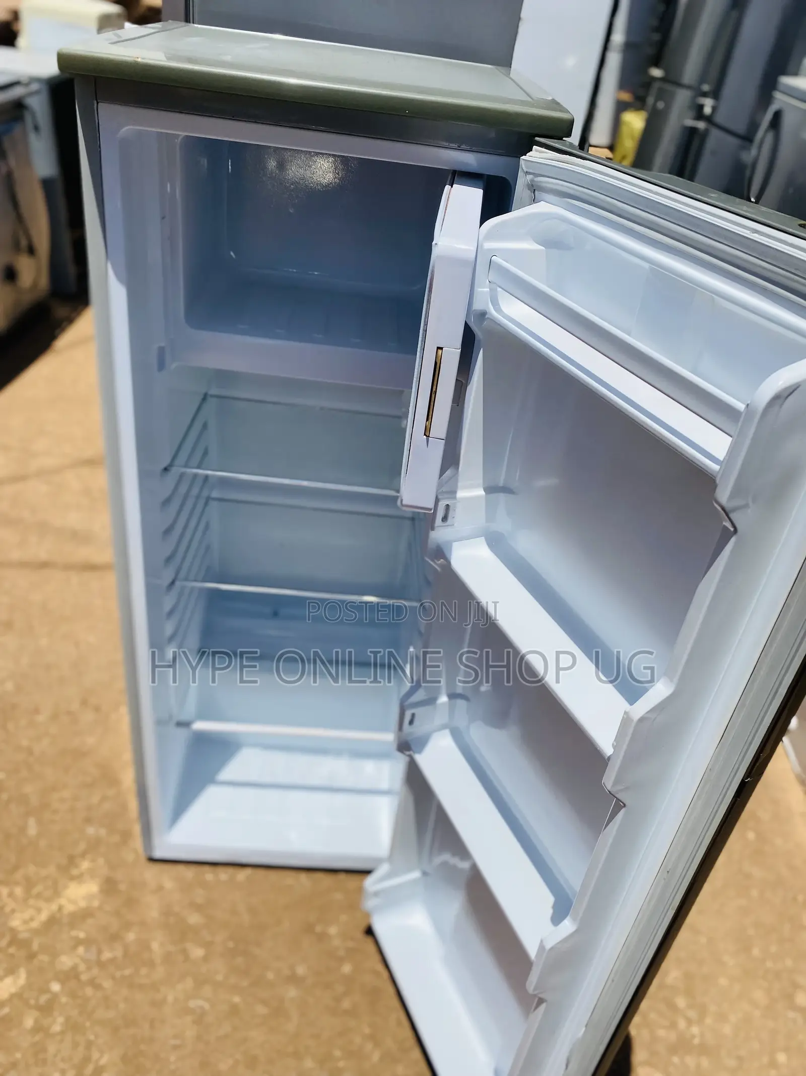 Saachi Fridge 158L