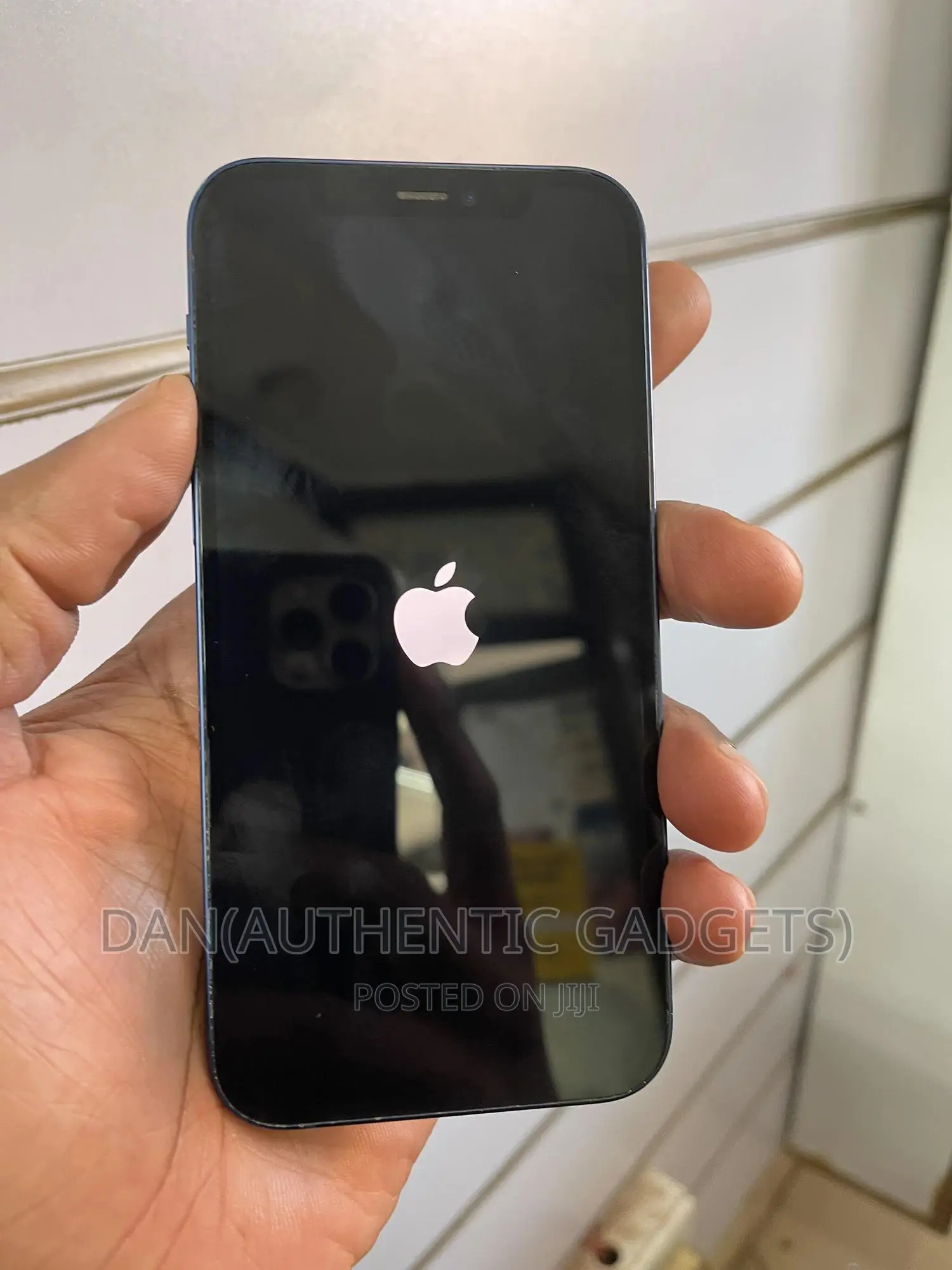 Apple iPhone 12 64 GB Blue