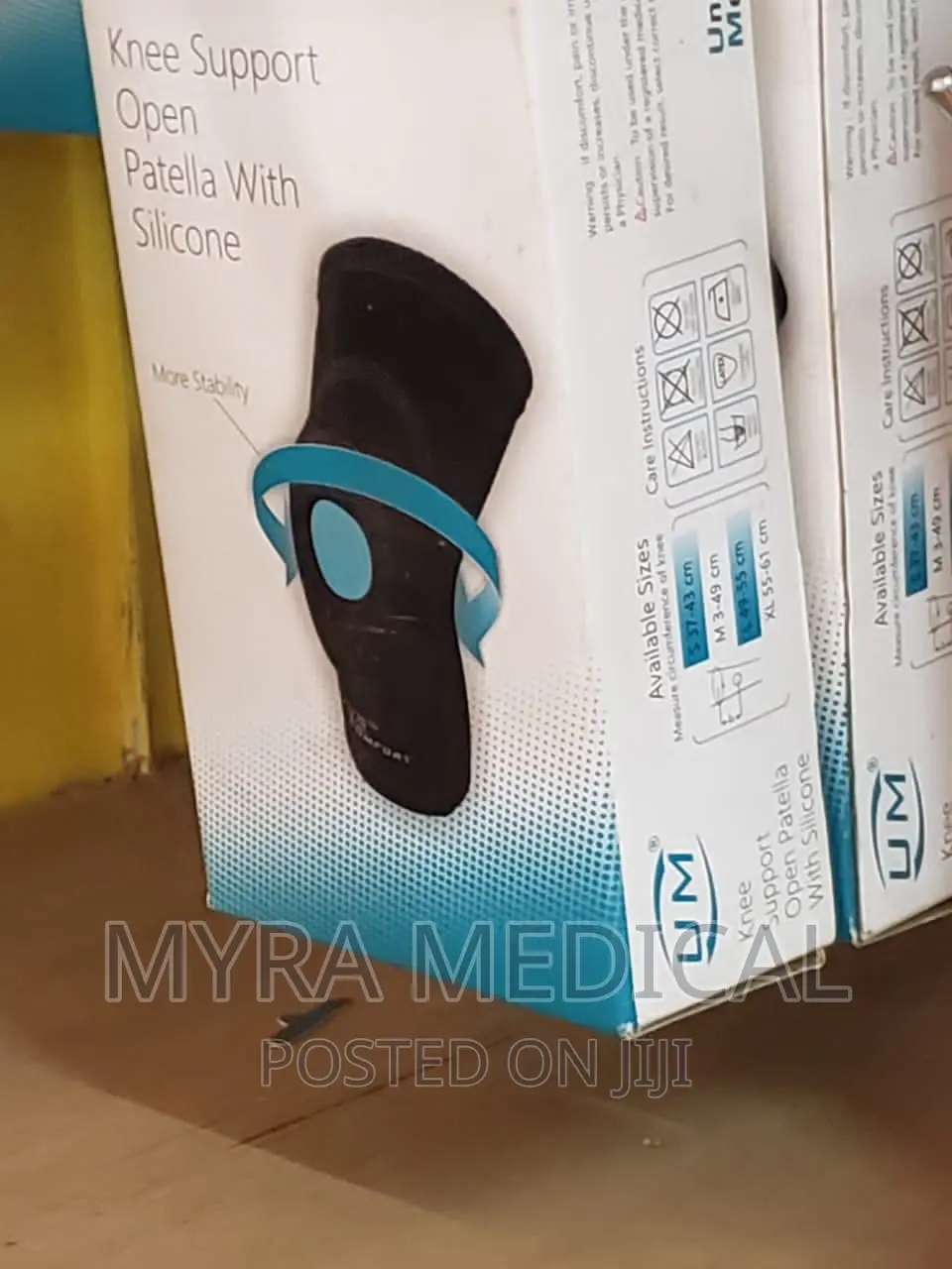 Knee Support With Open Patella