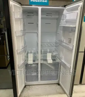 Hisense 670L Side by Side Refrigerator With Water Dispenser