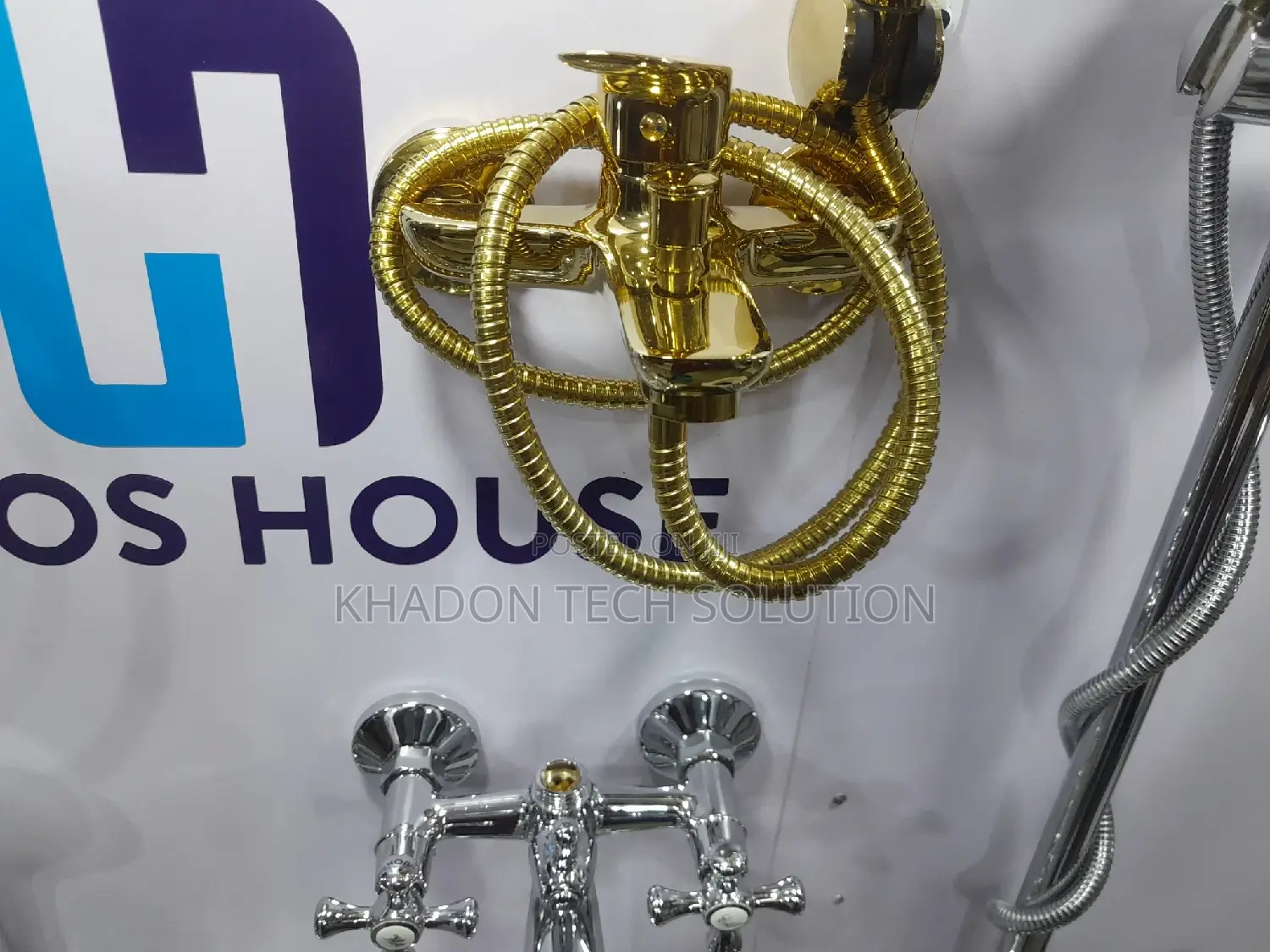 Gold Bannual Bath Mixer