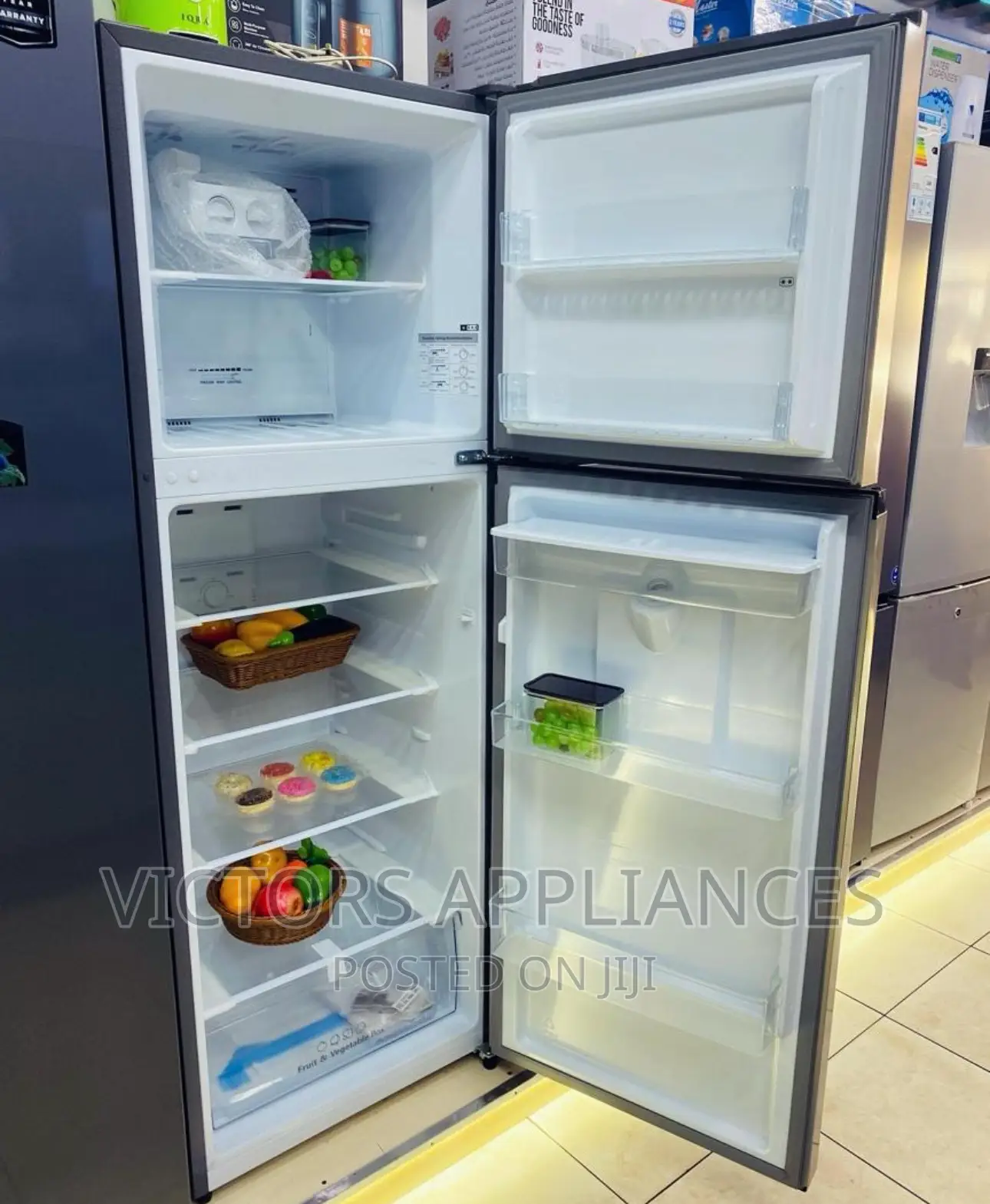 Hisense Refrigerator 419L Double Door Frost Free