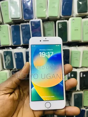 Apple iPhone 8 64 GB White