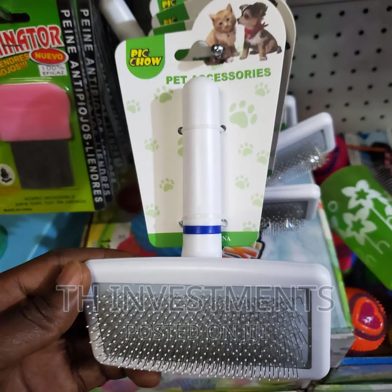 Pet Combing Brush.