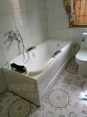 Inbuilt Bathtab
