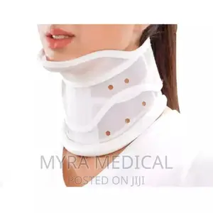 Cervical Collar With a Hard Chin