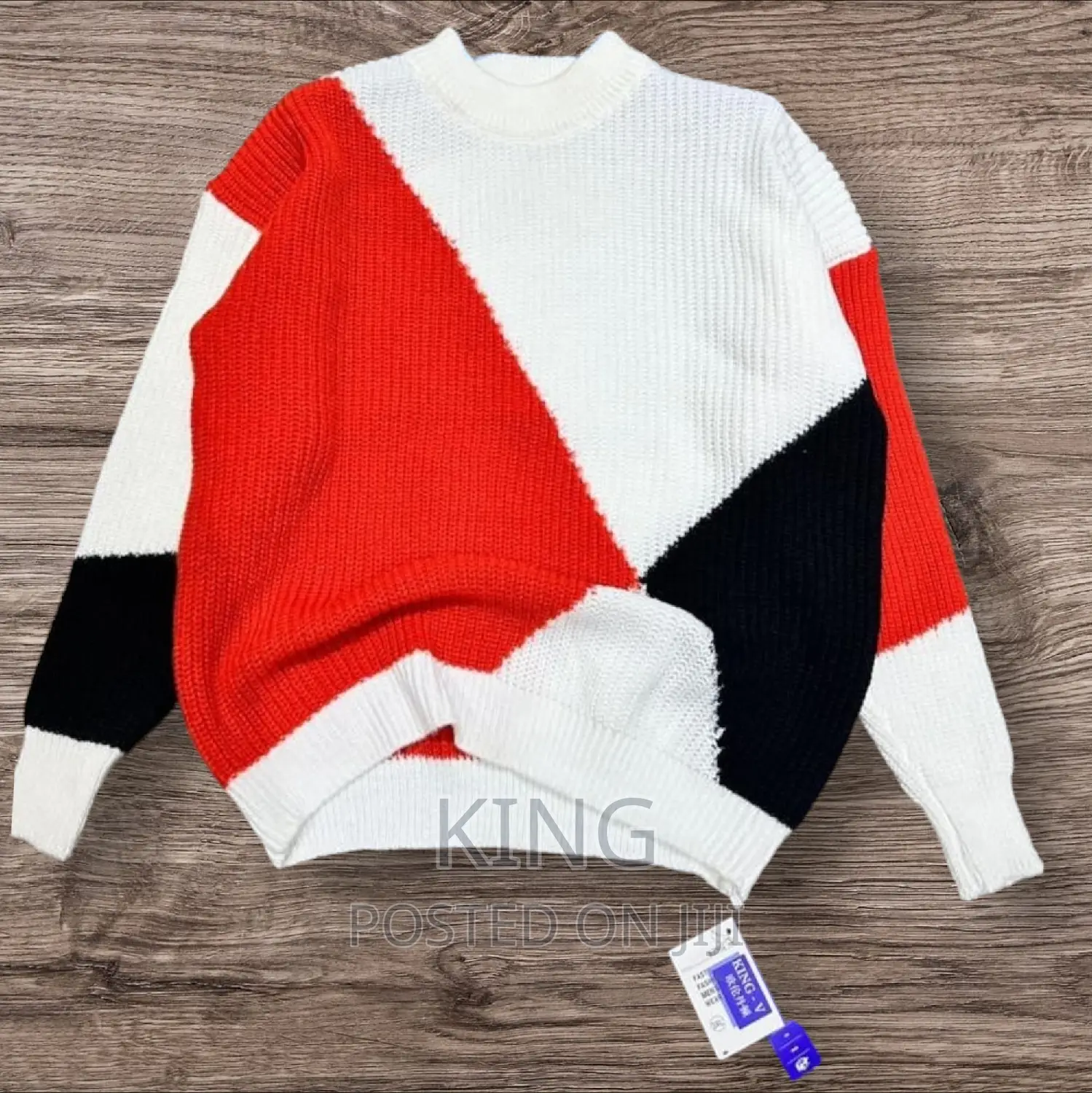 Whity Sweater