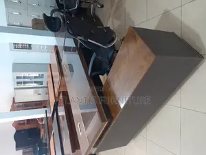 Grey /Brown Executive Table (180cm)