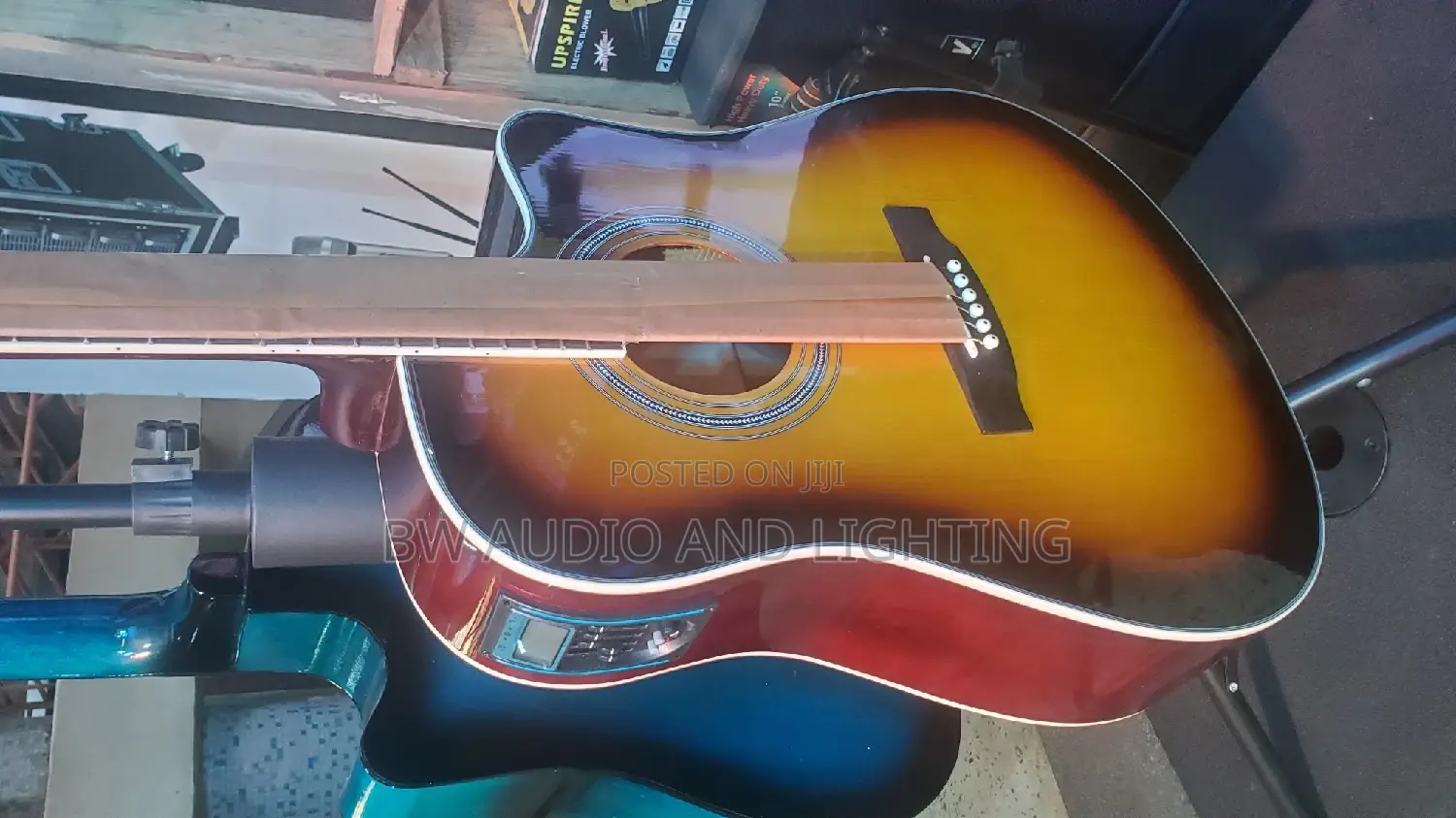 Yamaha ACOUSTIC Guitar