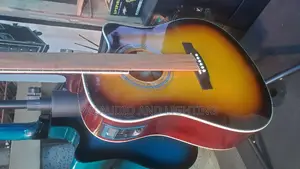 Yamaha ACOUSTIC Guitar
