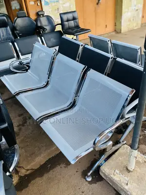 Silver Waiting Sits