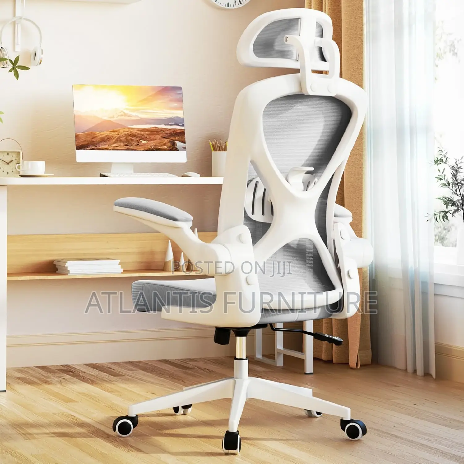 White Executive Orgonomic Chair