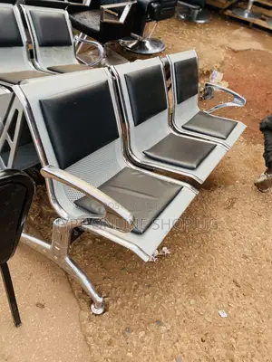 Soft Waiting Chairs Ug: