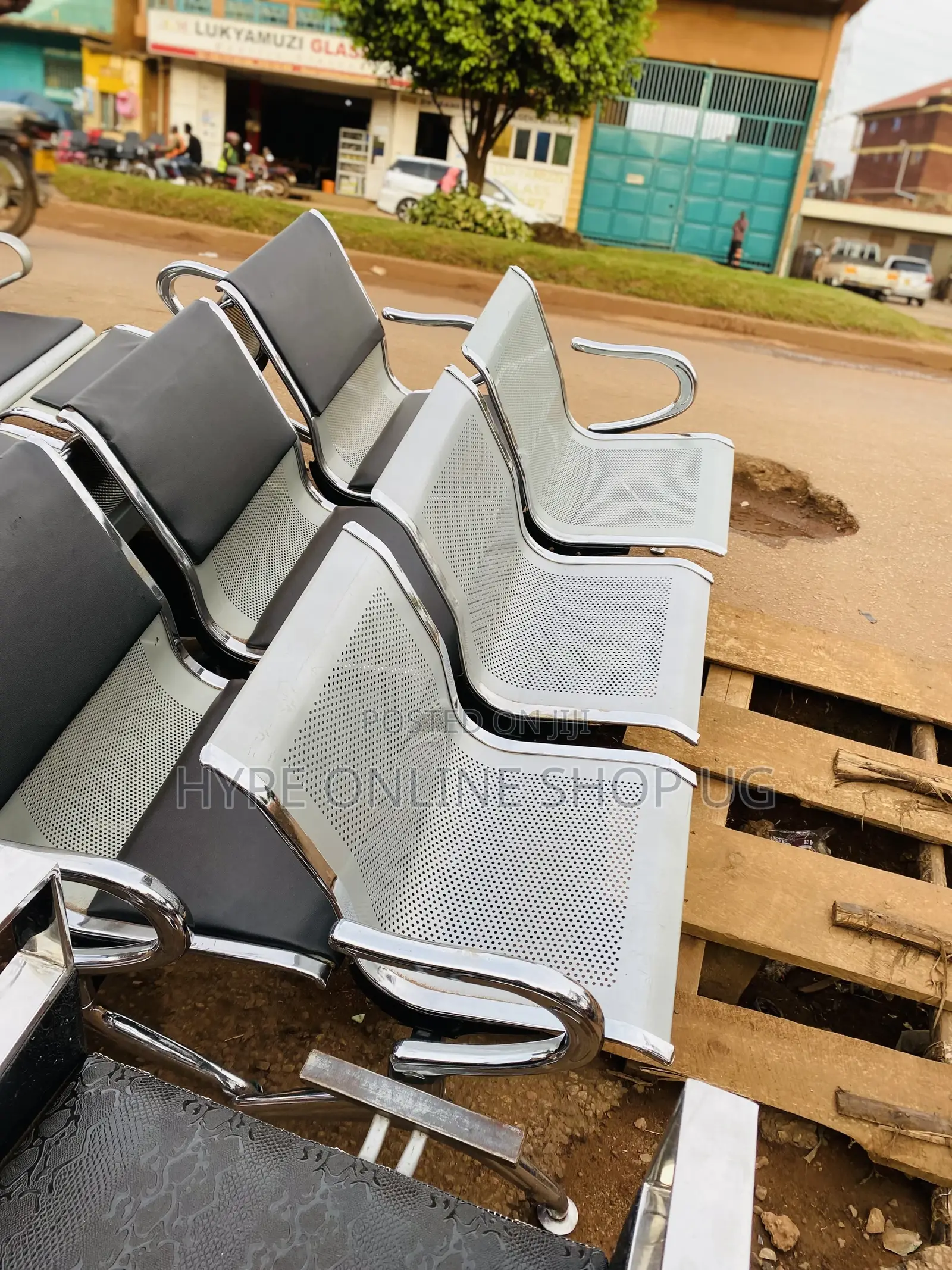 Kampala Waiting Chairs