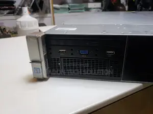 Server HP ProLiant DL380 Gen9 16GB Intel Xeon HDD 2T
