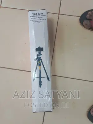 VCT-5208 Tripod With Bluetooth Remote For SMRTPH And DSLR