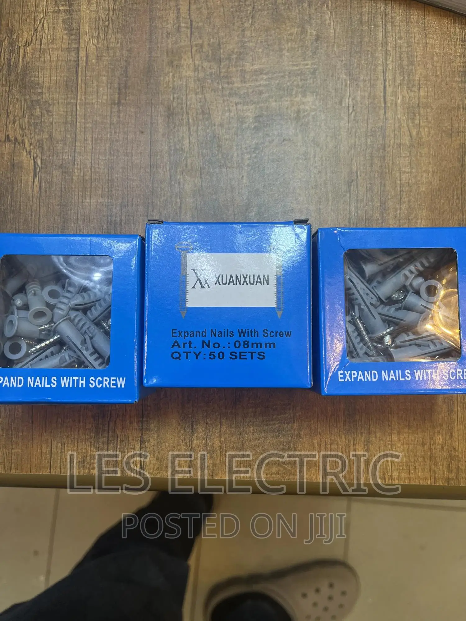 Wall Plug And Screw 8mm