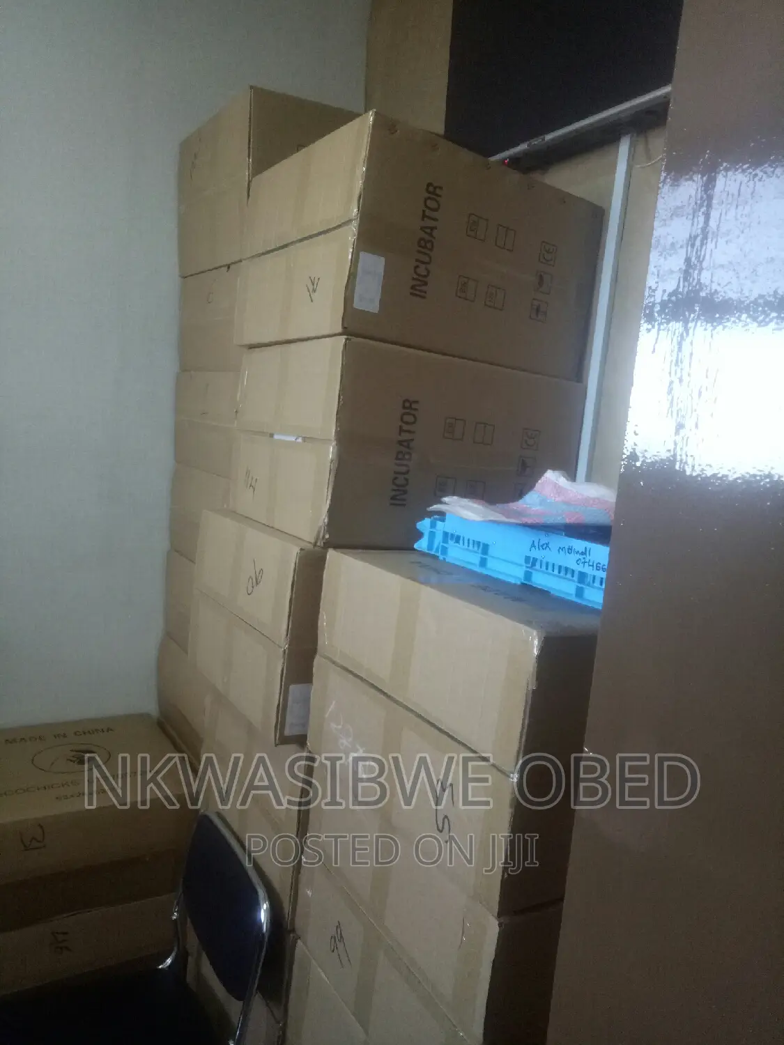 64 Egg Capacity Incubators