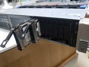 Server HP ProLiant DL 96GB Intel Xeon HDD 2T