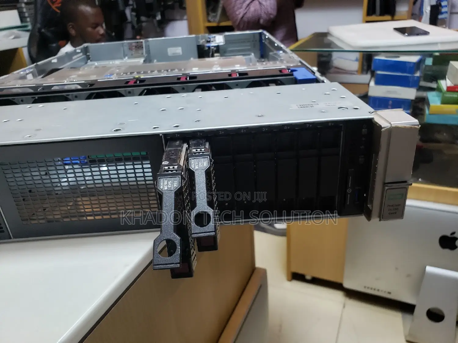Server HP ProLiant DL 96GB Intel Xeon HDD 2T