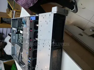 Server HP ProLiant DL380 Gen9 16GB Intel Xeon HDD 2T