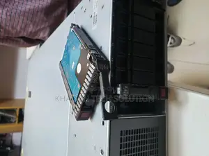Server HP ProLiant DL 96GB Intel Xeon HDD 2T