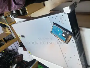 Server HP ProLiant DL 96GB Intel Xeon HDD 2T