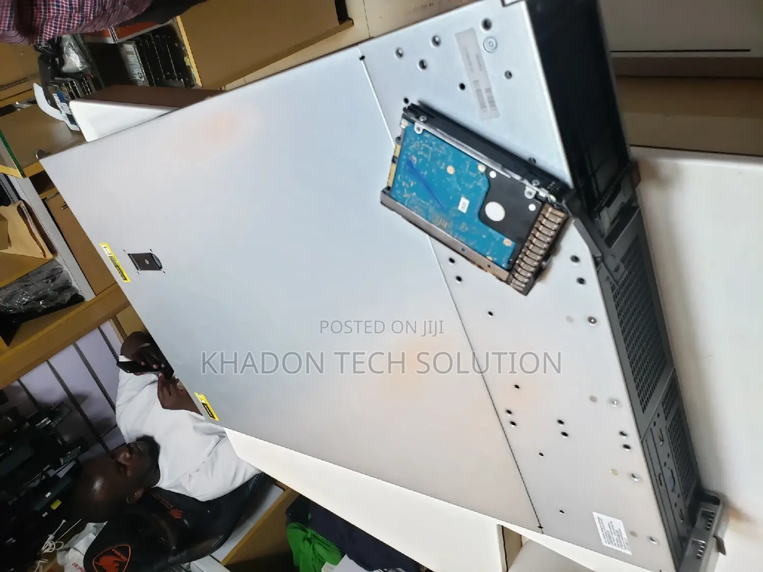 Server HP ProLiant DL 96GB Intel Xeon HDD 2T