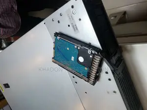 Server HP ProLiant DL 96GB Intel Xeon HDD 2T